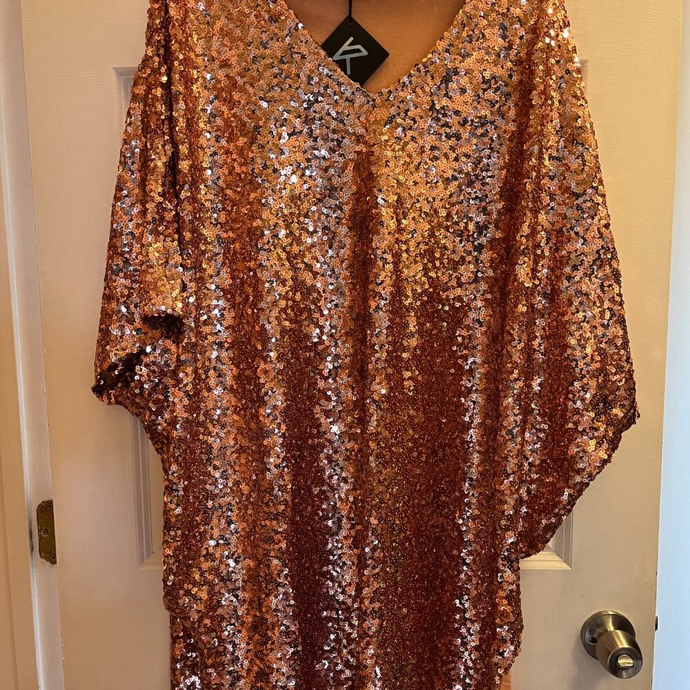 NWT Kaftko Rose Gold Sequin Kaftan 40"